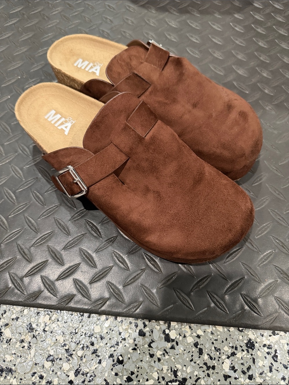 MIA Girl Clogs